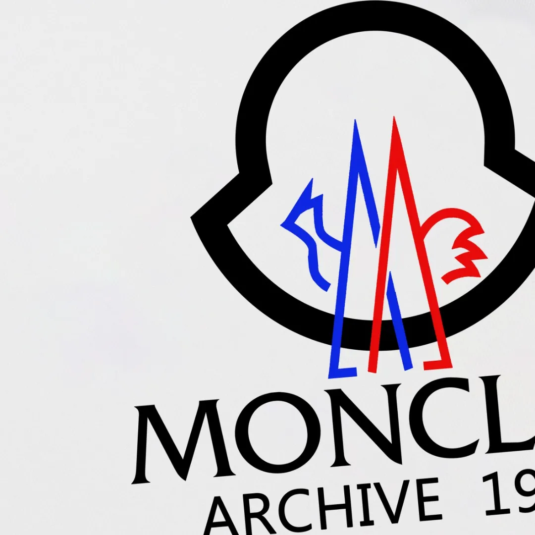 P80💰《Moncler~ 》 2026New Arrival Quality T ， , Versatile Quality ！ ‼ 32 250G ‼ ， ， ， ， T 🤪 Sizes：S-M-L-XL-2XL ：Black，White， Same Style
